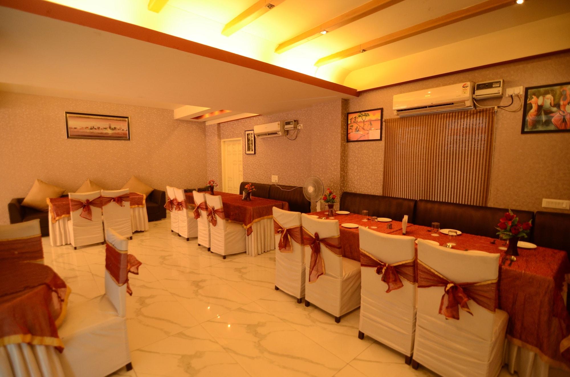 Hotel La Vista Delhi Экстерьер фото