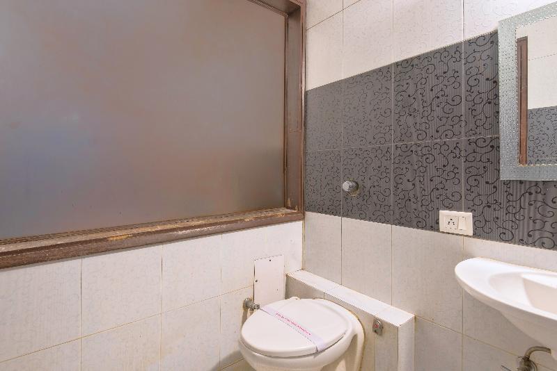 Hotel La Vista Delhi Экстерьер фото